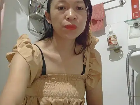 mina_ti - Mina_ti's free webcam - UK Sex Cams