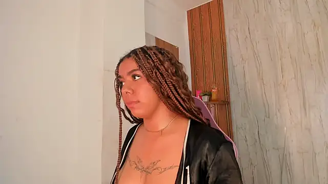 alika01 - Alika01's free webcam