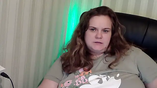 HarmonyKarera webcam stripchat model stream image