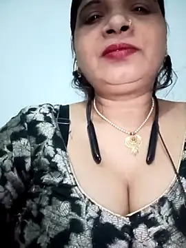 Webcam Model (Taniya-2025)  is live.Free join now!