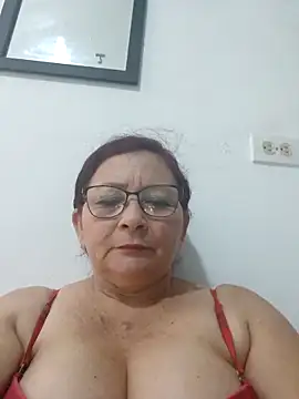 Webcam Model (marfil_milf)  is live.Free join now!