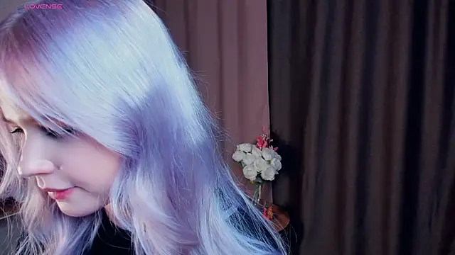  DonnetteShaban chat room