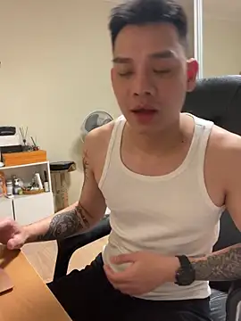 latava - Latava's free webcam - UK Sex Cams