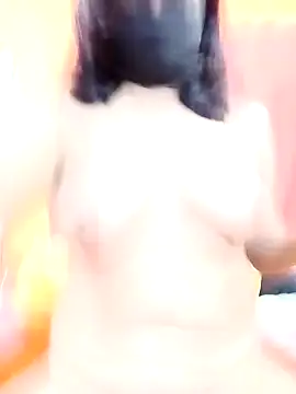 Webcam Model (Hotpuja25)  is live.Free join now!