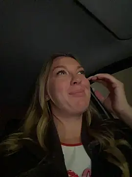 Sweet___Emily's Stripchat show and profile