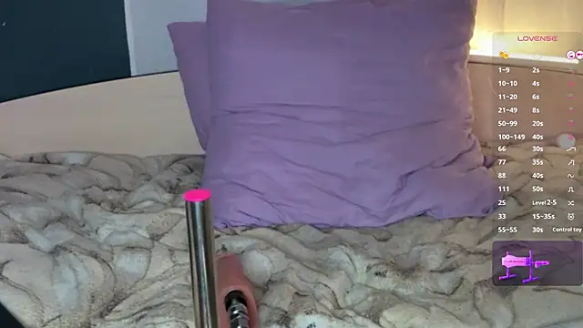 MaryjaneSpider's Stripchat show and profile