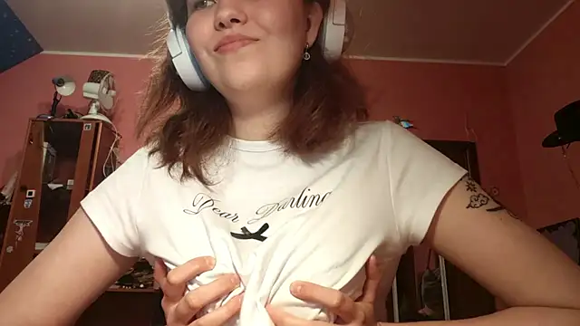  ScrammedUaruna chat room