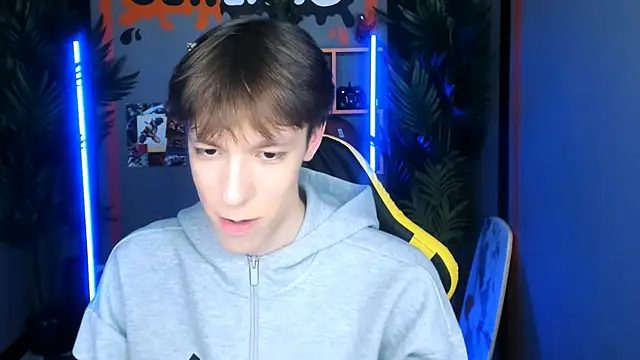 markbranston (M twink) - Cum show