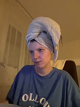 MaryHiggins live cam screenshot female on Home.Pink — Cozy Live Cams & Chat