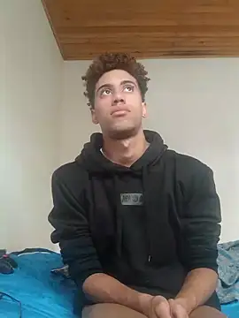  The_boy_good chat room