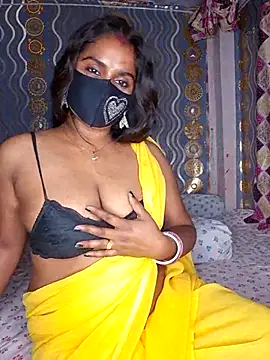 Webcam Model (Sweet-Maddlina)  is live.Free join now!