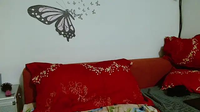 ladyhellene - LadyHellene's free webcam - UK Sex Cams