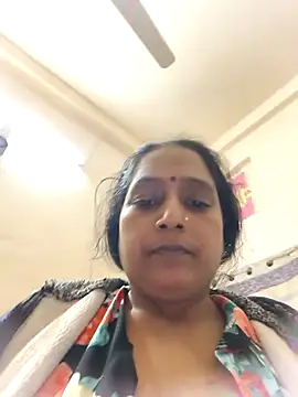 Webcam Model (Hot-Sana2)  is live.Free join now!