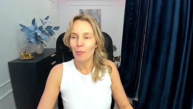 sinty_devis - Sinty_Devis's free webcam