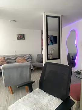 Webcam Model (_Maraa)  is live.Free join now!