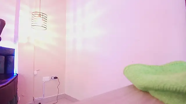 _emily_rosee_ (F young) - spank my boobs