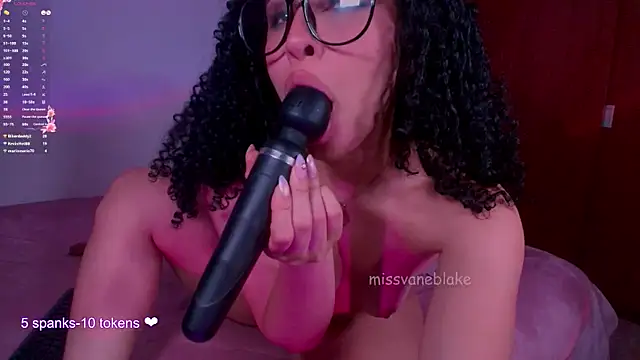 missvaneblake (F young) - 🔥Blowjob alot of saliva🔥
