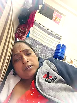 Webcam Model (Hot-Sana2)  is live.Free join now!