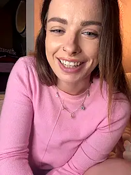 Webcam Model (PiperPassionX)  is live.Free join now!