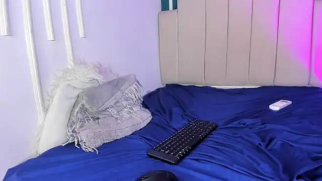 dave_moss (M twink) - DILDO in my ASS 🍑