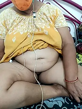 Webcam Model (Hotty-rumi)  is live.Free join now!