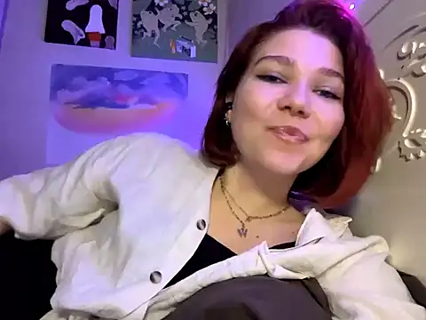 ReginaVbiles webcam stripchat model stream image