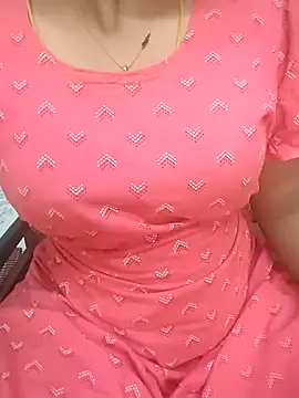 tamil_thaara03 webcam stripchat model stream image