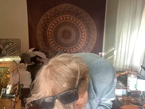 xanderozzz - XanderOzzz's free webcam - UK Sex Cams