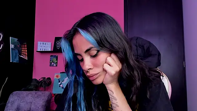 juanadearco5 - Juanadearco5's free webcam - UK Sex Cams