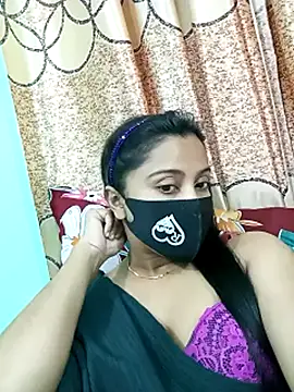 Webcam Model (daisy-03)  is live.Free join now!