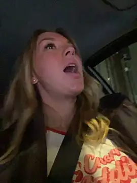 Sweet___Emily from StripChat is Freechat