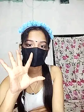 Webcam Model (Orna-1)  is live.Free join now!