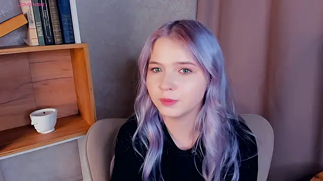  DonnetteShaban chat room