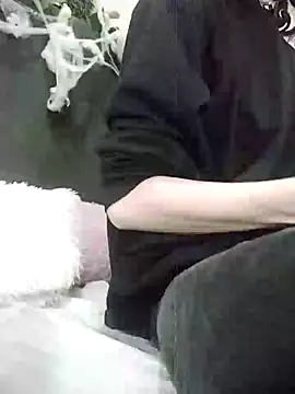 devilnia9 - Devilnia9's free webcam - UK Sex Cams