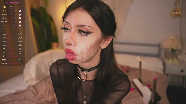 devilsss_toy - Devilsss_toy's free webcam - UK Sex Cams