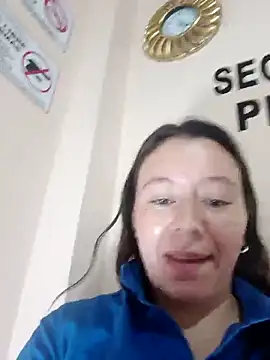 hannah-colx - Hannah-colx's free webcam - UK Sex Cams