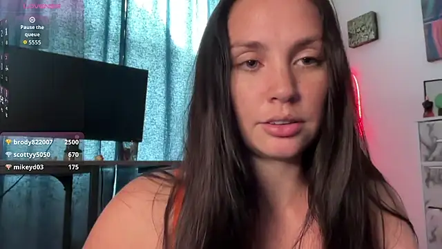  sweetsariaah chat room