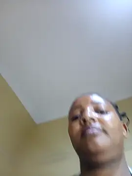 Webcam Model (Miss_lisa-)  is live.Free join now!