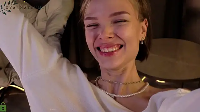 Eva_Natsumi live cam screenshot female from Russia on Home.Pink — Cozy Live Cams & Chat