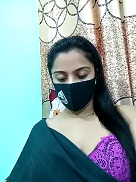 Webcam Model (daisy-03)  is live.Free join now!