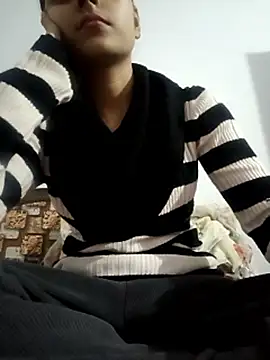 Webcam Model (Nandundi)  is live.Free join now!