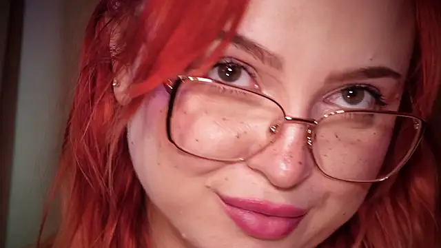 MayaAkashova live cam screenshot female on CamHD – HD Live Webcams & Adult Chat