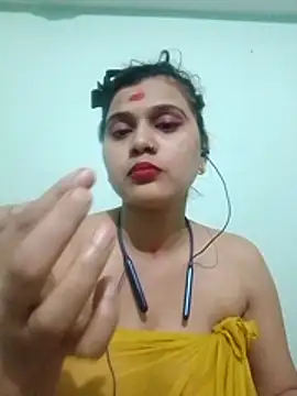 Kavya-Tiwari