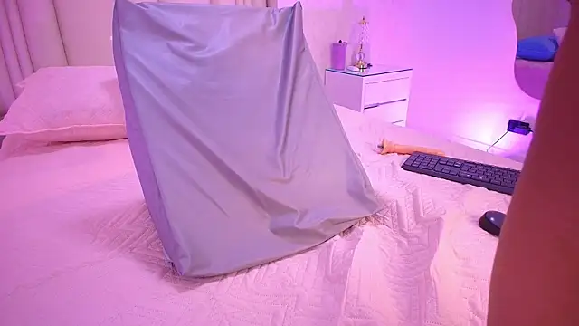  alanarose18 chat room