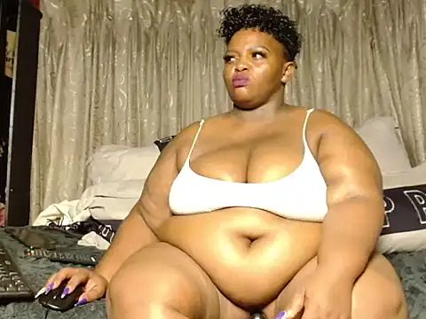 bustyboobs02xx - Bustyboobs02xx's free webcam