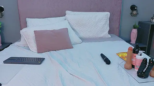 lixie_peyton - Lixie_peyton's free webcam - UK Sex Cams