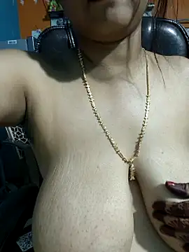 Webcam Model (Babybird)  is live.Free join now!