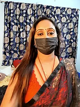 Webcam Model (Cute-lusi)  is live.Free join now!