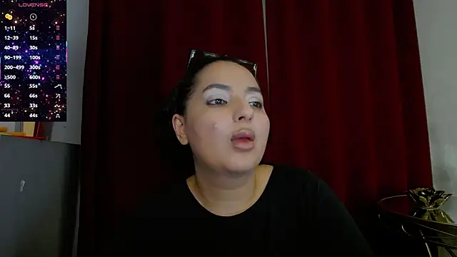 bustyallyy - BustyAllyy's free webcam - UK Sex Cams