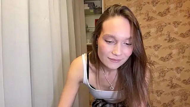 Live cam of Kalli_ly from  | Watch me live!